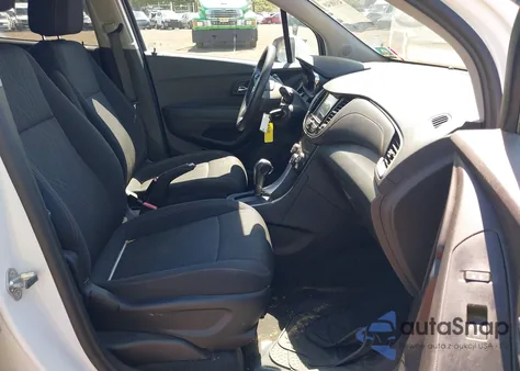 2020 Chevrolet Trax 1Lt из США, поврежденный, VIN 3GNCJPSB5LL180706